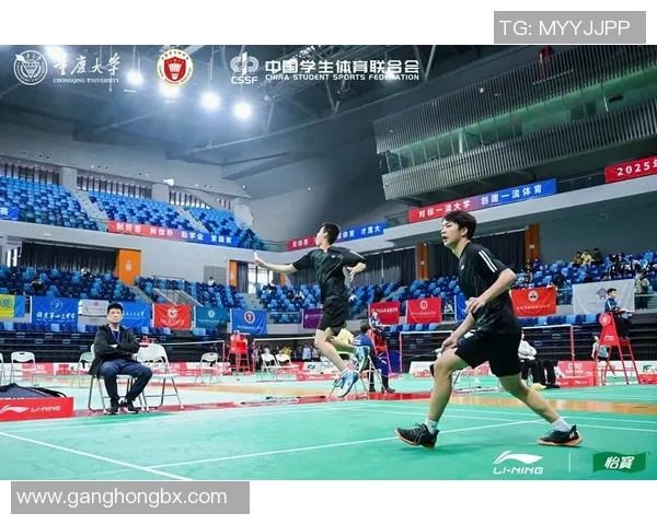 成都羽毛球队与杭州羽毛球队赛后复盘团队协作的精彩瞬间与经验分享 成都羽毛球队与杭州羽毛球队赛后复盘团队协作的精彩瞬间与经验分享